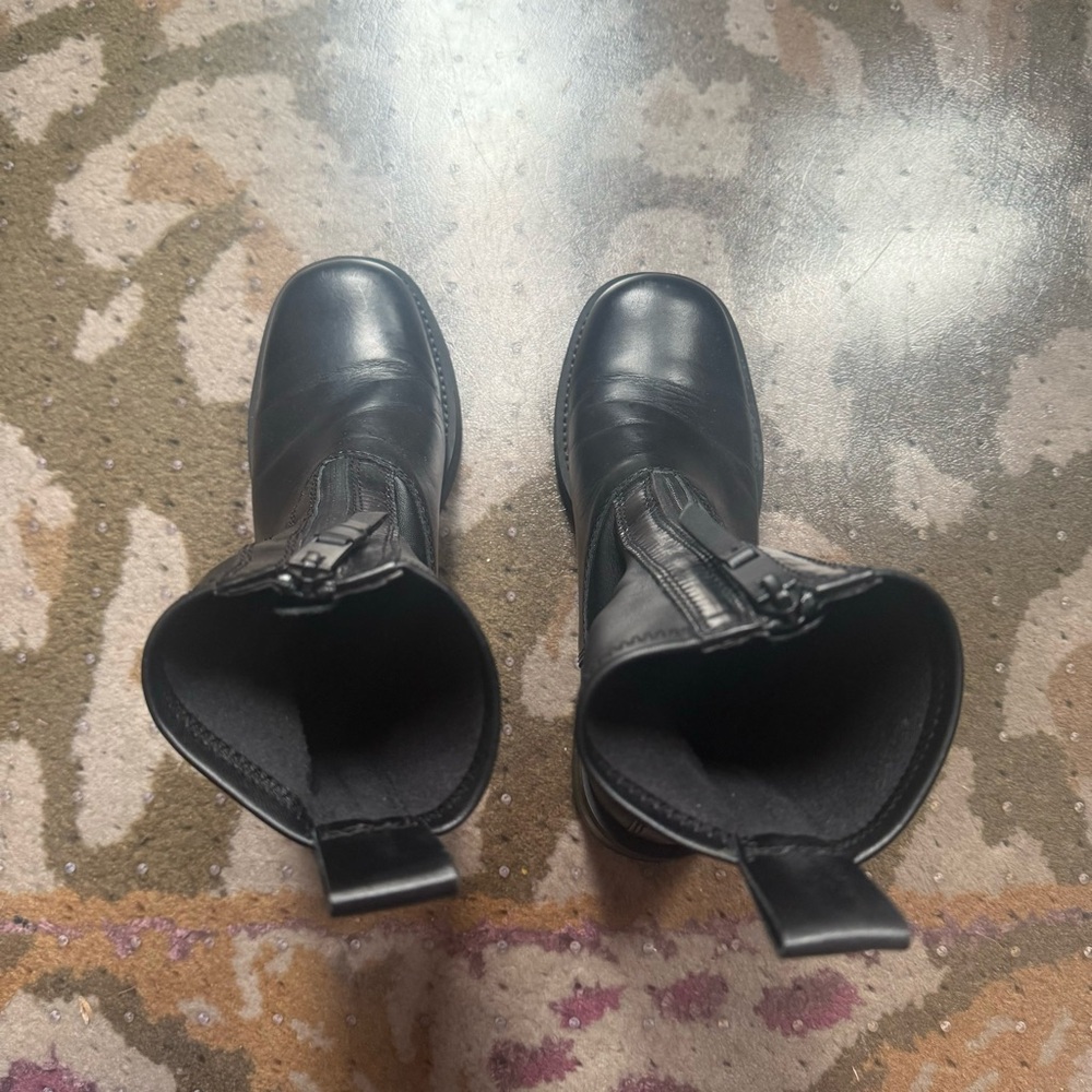 miista doris zip front boot